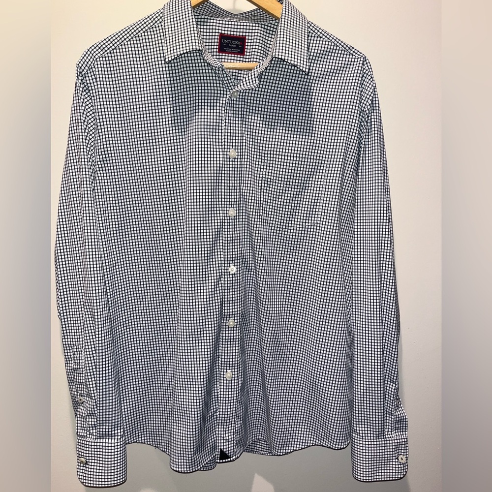 UNTUCKit Men’s Large